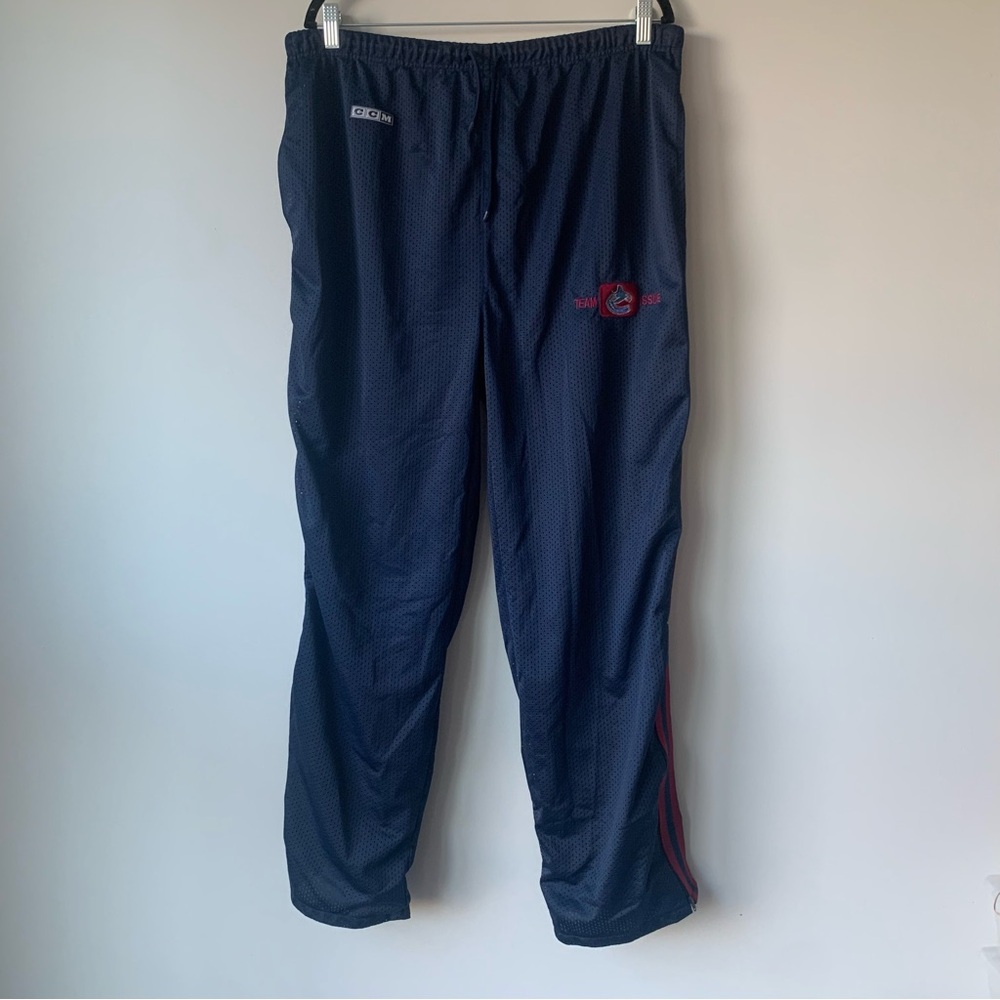 CCM Vintage Vancouver Canucks NHL Hockey Mesh Track Pants Team Issue Size Large